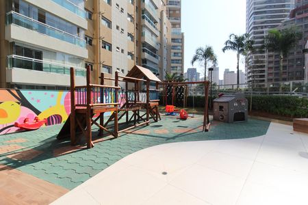 Apartamento para alugar com 81m², 2 quartos e 2 vagasÁrea comum - Playground