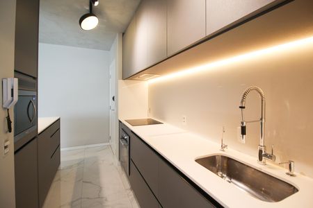 Apartamento para alugar com 81m², 2 quartos e 2 vagasCozinha