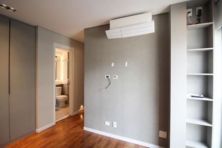 Apartamento para alugar com 81m², 2 quartos e 2 vagasSuíte 1