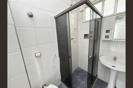 Casa à venda com 200m², 4 quartos e sem vagaBanheiro Social