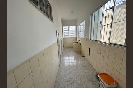 Casa à venda com 200m², 4 quartos e sem vagaÁrea de Serviço