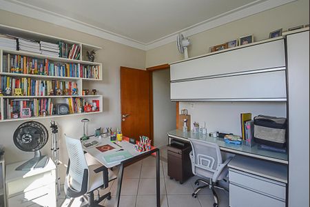 Casa à venda com 173m², 3 quartos e 4 vagasQuarto 3 - Suíte