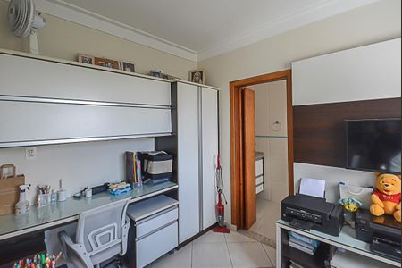 Casa à venda com 173m², 3 quartos e 4 vagasQuarto 3 - Suíte