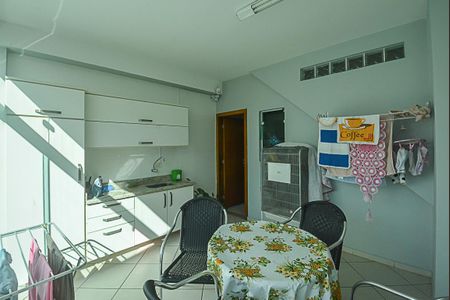 Casa à venda com 173m², 3 quartos e 4 vagasChurrasqueira