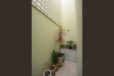 Casa à venda com 173m², 3 quartos e 4 vagasJardim de Inverno