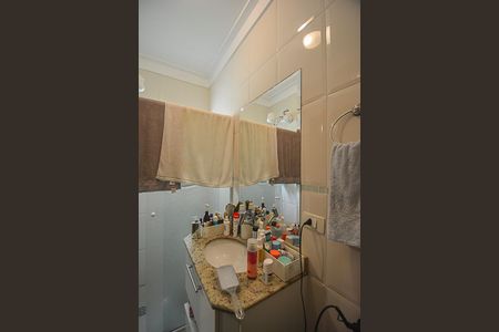 Casa à venda com 173m², 3 quartos e 4 vagasBanheiro da Suíte 2