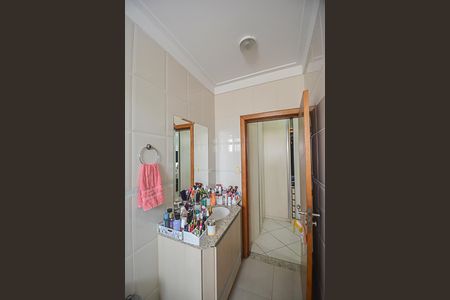Casa à venda com 173m², 3 quartos e 4 vagasBanheiro da Suíte