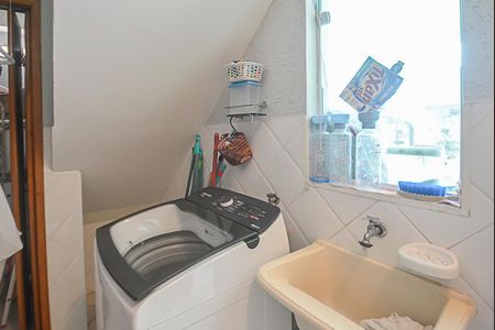 Casa à venda com 173m², 3 quartos e 4 vagasÁrea de Serviço