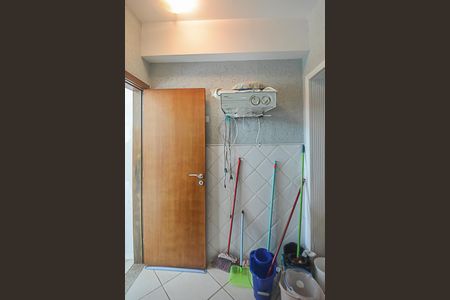 Casa à venda com 173m², 3 quartos e 4 vagasÁrea de Serviço