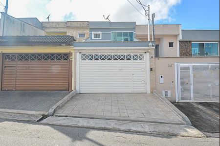 Casa à venda com 173m², 3 quartos e 4 vagasFachada