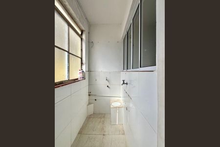 Apartamento à venda com 66m², 2 quartos e sem vaga Apartamento à venda com 66m², 2 quartos e sem vagaÁrea de Serviço