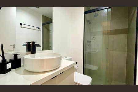 Studio para alugar com 27m², 1 quarto e sem vaga Studio para alugar com 27m², 1 quarto e sem vagaBanheiro