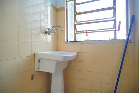 Apartamento para alugar com 70m², 2 quartos e sem vagaÁrea de Serviço