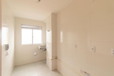 Apartamento à venda com 58m², 2 quartos e 1 vaga Apartamento à venda com 58m², 2 quartos e 1 vagaCozinha e Área de Serviço