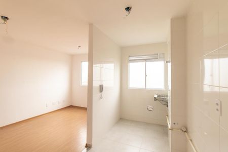Apartamento à venda com 58m², 2 quartos e 1 vaga Apartamento à venda com 58m², 2 quartos e 1 vagaCozinha e Área de Serviço