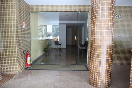 Apartamento para alugar com 80m², 3 quartos e 2 vagasterreo entrada