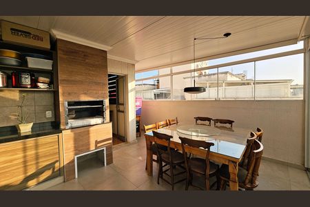 Apartamento à venda com 126m², 3 quartos e 1 vaga