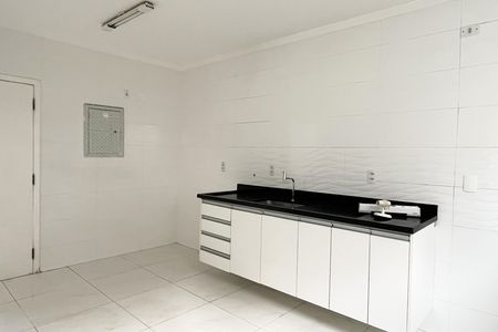 Apartamento para alugar com 84m², 2 quartos e 1 vagaCozinha e Área de Serviço