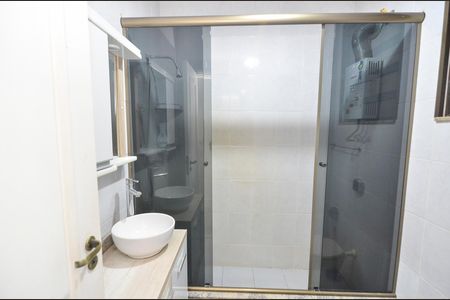 Apartamento para alugar com 80m², 2 quartos e sem vagaBanheiro