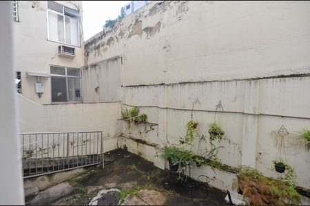 Apartamento para alugar com 80m², 2 quartos e sem vagaSala