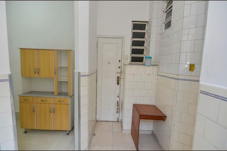 Apartamento para alugar com 80m², 2 quartos e sem vagaÁrea de Serviço