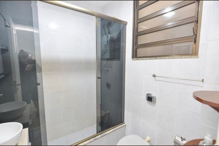 Apartamento para alugar com 80m², 2 quartos e sem vagaBanheiro