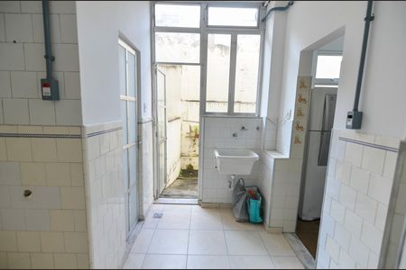 Apartamento para alugar com 80m², 2 quartos e sem vagaÁrea de Serviço