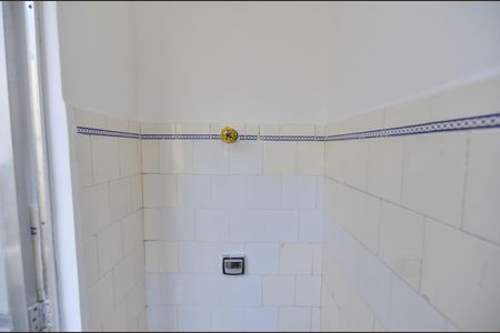 Apartamento para alugar com 80m², 2 quartos e sem vagaBanheiro de Serviço