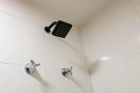 Apartamento para alugar com 2m², 2 quartos e sem vagaBanheiro