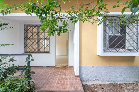 Fachada de casa à venda com 3 quartos, 318m² em Planalto Paulista, São Paulo