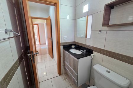 Apartamento para alugar com 119m², 3 quartos e 2 vagas Apartamento para alugar com 119m², 3 quartos e 2 vagasBanheiro da Suíte 1