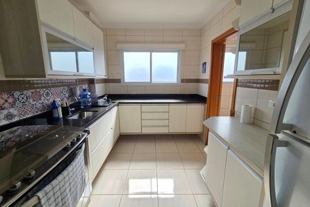 Apartamento para alugar com 119m², 3 quartos e 2 vagas Apartamento para alugar com 119m², 3 quartos e 2 vagasCozinha
