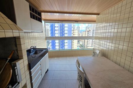 Apartamento para alugar com 119m², 3 quartos e 2 vagas Apartamento para alugar com 119m², 3 quartos e 2 vagasVaranda