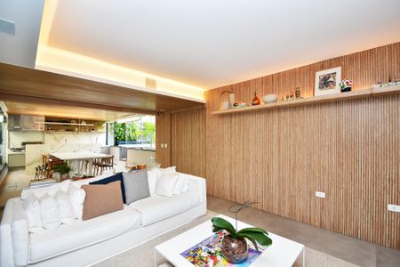 Sala de estar de apartamento à venda com 2 quartos, 217m² em Pompeia, São Paulo