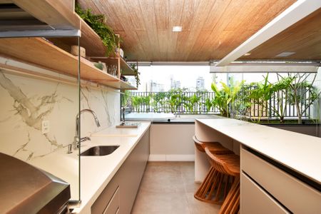 Sala de jantar com cozinha e churrasqueira de apartamento à venda com 2 quartos, 217m² em Pompeia, São Paulo