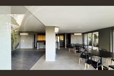 Apartamento à venda com 217m², 2 quartos e 3 vagas Apartamento à venda com 217m², 2 quartos e 3 vagassala de festa