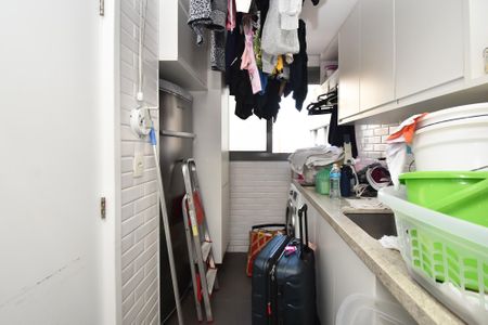 Apartamento à venda com 217m², 2 quartos e 3 vagas Apartamento à venda com 217m², 2 quartos e 3 vagaslavanderia