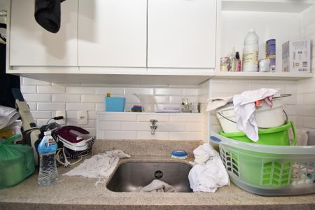 Apartamento à venda com 217m², 2 quartos e 3 vagas Apartamento à venda com 217m², 2 quartos e 3 vagaslavanderia