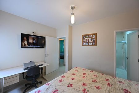 Casa à venda com 180m², 3 quartos e 2 vagas Casa à venda com 180m², 3 quartos e 2 vagasSuíte