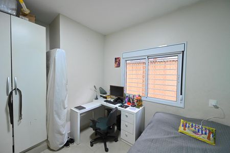 Casa à venda com 180m², 3 quartos e 2 vagas Casa à venda com 180m², 3 quartos e 2 vagasQuarto 2