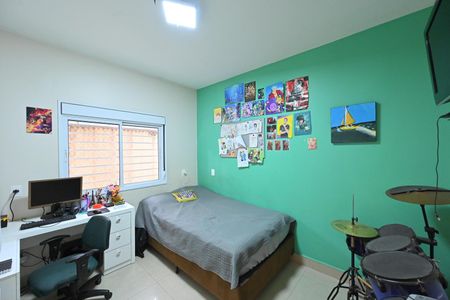 Casa à venda com 180m², 3 quartos e 2 vagas Casa à venda com 180m², 3 quartos e 2 vagasQuarto 2