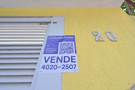 Casa à venda com 180m², 3 quartos e 2 vagas Casa à venda com 180m², 3 quartos e 2 vagasPlaquinha Vende instalada Cód:PKSB-82