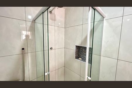 Casa para alugar com 80m², 2 quartos e 1 vaga Casa para alugar com 80m², 2 quartos e 1 vagaBanheiro