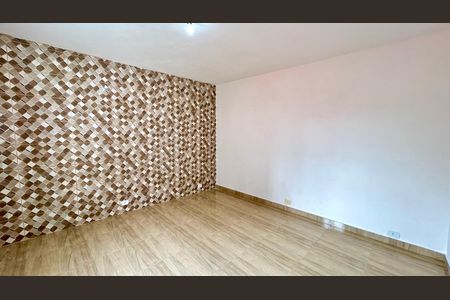 Casa para alugar com 80m², 2 quartos e 1 vaga Casa para alugar com 80m², 2 quartos e 1 vagaQuarto 1