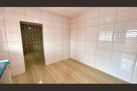 Casa para alugar com 80m², 2 quartos e 1 vaga Casa para alugar com 80m², 2 quartos e 1 vagaCozinha