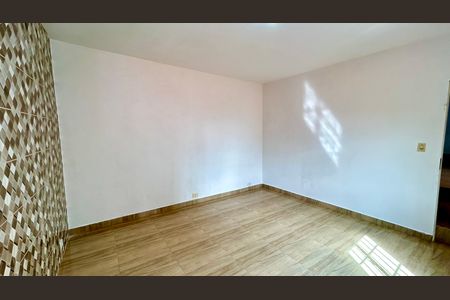 Casa para alugar com 80m², 2 quartos e 1 vaga Casa para alugar com 80m², 2 quartos e 1 vagaQuarto 1
