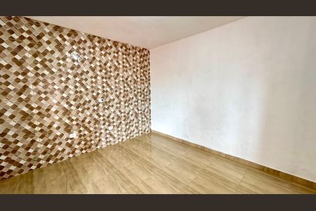 Sala de casa para alugar com 2 quartos, 80m² em Jardim Ferrao, Guarulhos