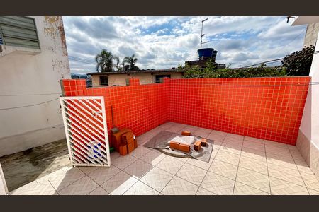 Casa para alugar com 80m², 2 quartos e 1 vaga Casa para alugar com 80m², 2 quartos e 1 vagaQuintal