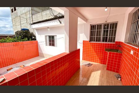 Casa para alugar com 80m², 2 quartos e 1 vaga Casa para alugar com 80m², 2 quartos e 1 vagaÁrea de Serviço