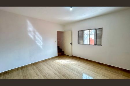 Casa para alugar com 80m², 2 quartos e 1 vaga Casa para alugar com 80m², 2 quartos e 1 vagaQuarto 1